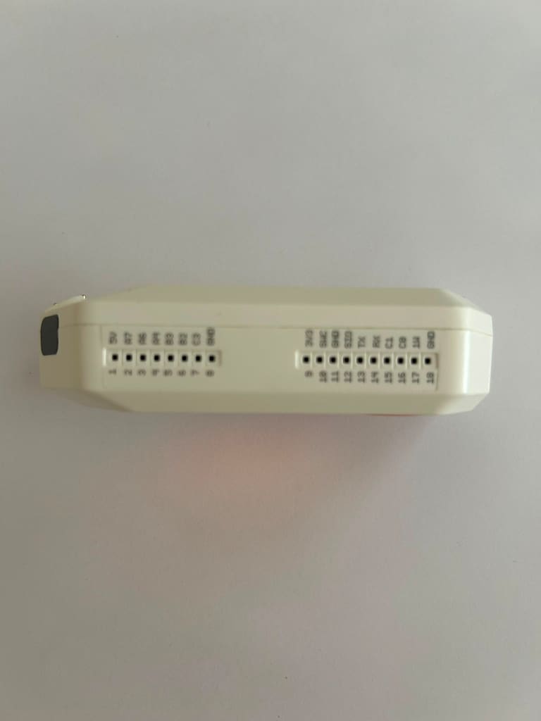 Flipper Zero + 32 GB SD Card / Neredeyse Sıfır Ayarında / İstanbul - 5