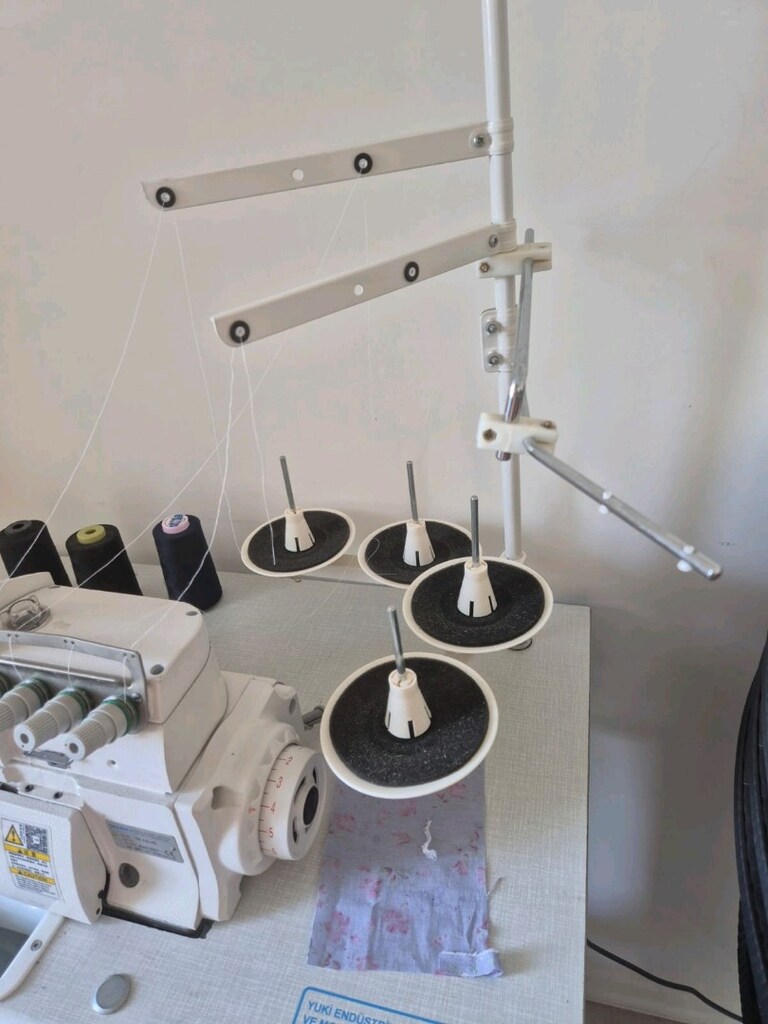 Yuki 700 Overlok Makinesi - 5