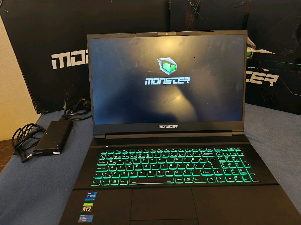 FULL DONANIM (32GB RAM - 1TB SSD): Monster Abra A7 V13.3 | 17.3"144HZ - 8