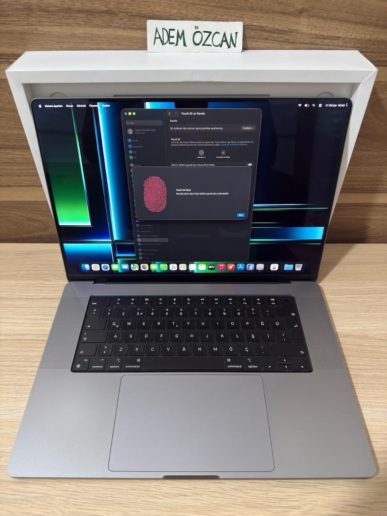 MacBook Pro / M1 Pro / 16 inç / 32 GB Ram / 512 GB Ssd - 4