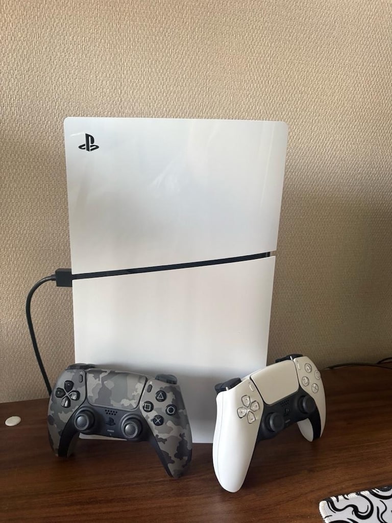 • 19 Saat Kullanılmış Hatasız PS5 Slim Digital 1TB Garantili Çift Kol•