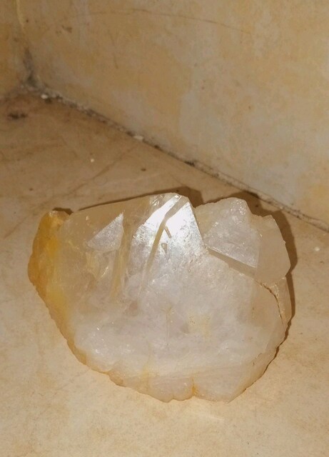 Aydın Çine sitrin kristali 920 gram