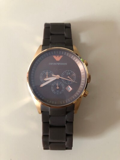 Armani Saat