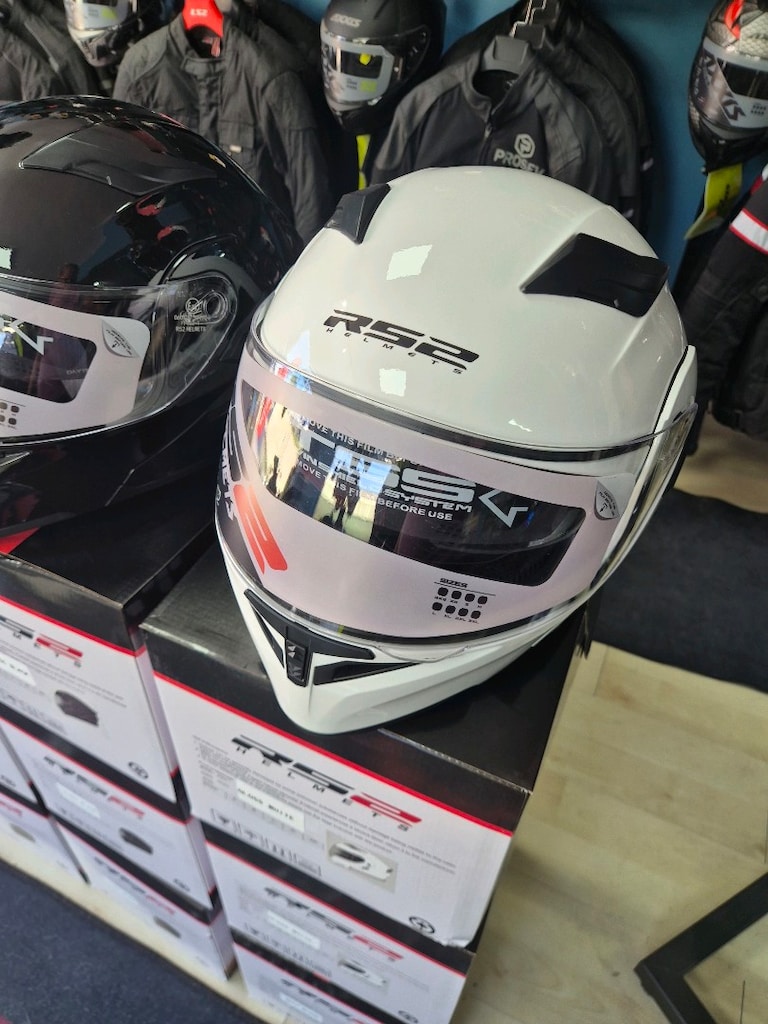 Açılır Çene Güneş Vizörlü Uygun Kask - 8