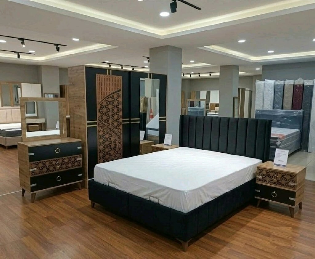 Komple Yatak Odası Takımı (Dolap+Şifonyer+2 Komodin+Baza+Başlık+Yatak - 2
