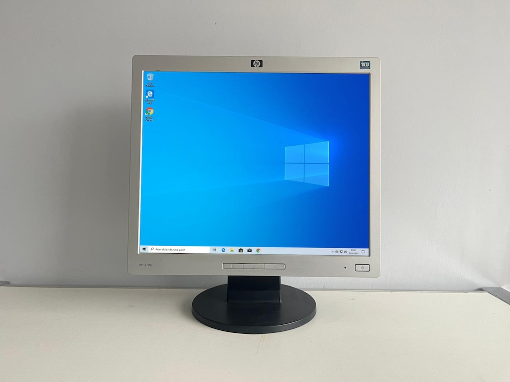 Dell OptiPlex 3020 İ3 4130 8Gb Ram 128Gb Ssd 120Gb Hdd 17" Monitör - 6