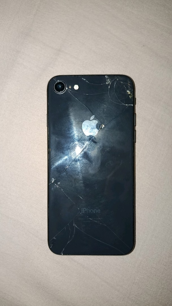 Kasa Çatlak Pil 100 iPhone 8 64 GB - 6