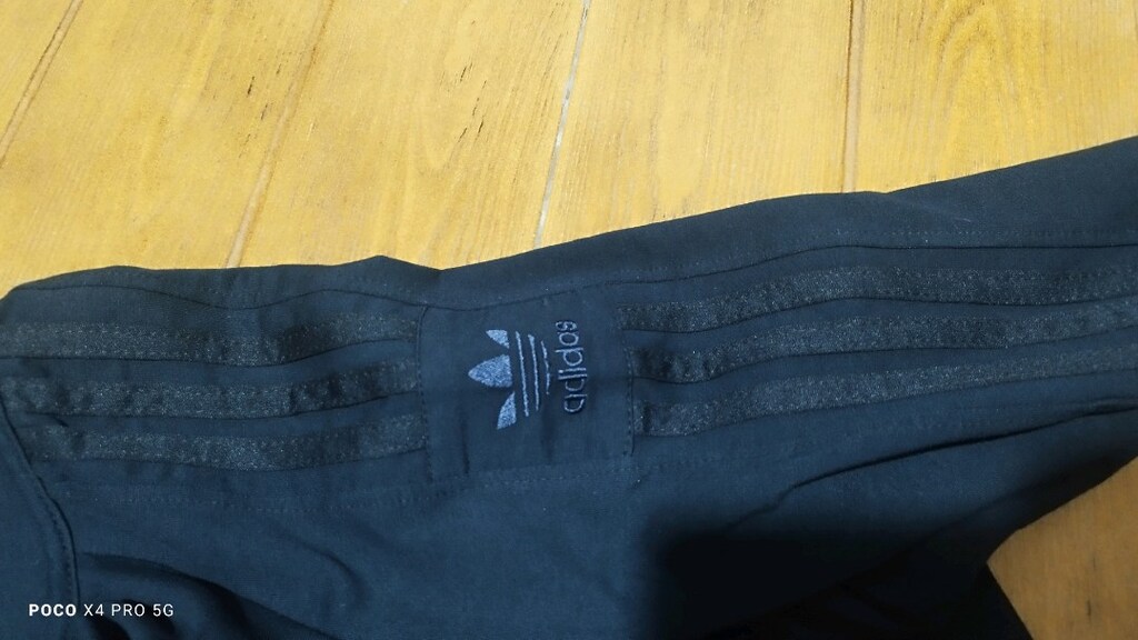 #Adidas likralı mont..Bu tip çokça var..Eni çekilince 58 Boyu 79??? - 4