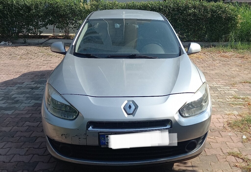 Fluence 2011 Dizel-Temiz Aile Arabası - 8