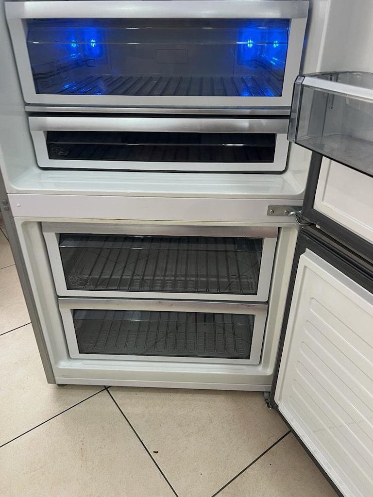 ARÇELİK 580 LİTRE GRİ İNOX ALTTAN KOMBİ NO FROST BUZDOLABI – TERTEMİZ - 5