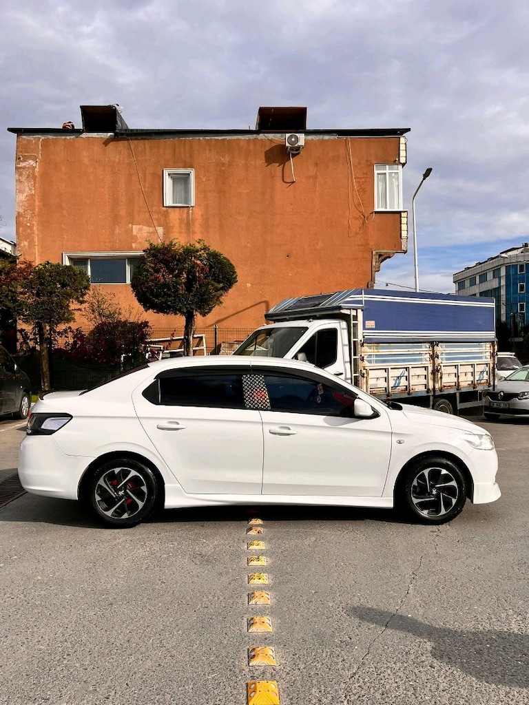 Peugeot 301 - 10