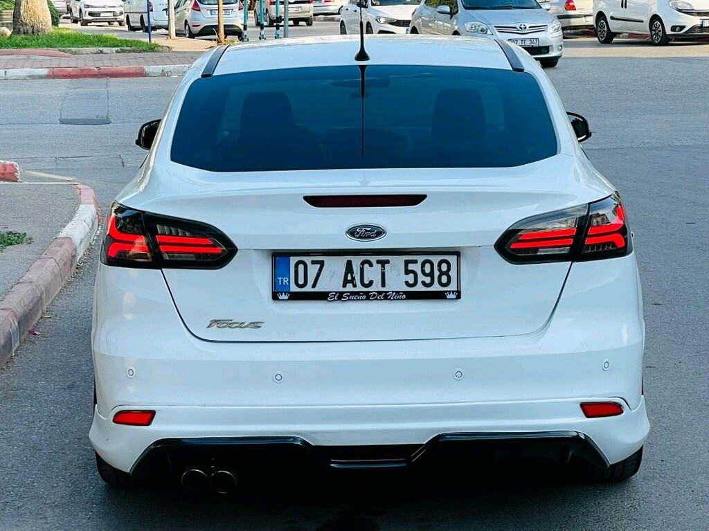 2016 Ford Focus Titanium 1.5 TDCI Powershift 120 Hp - 8