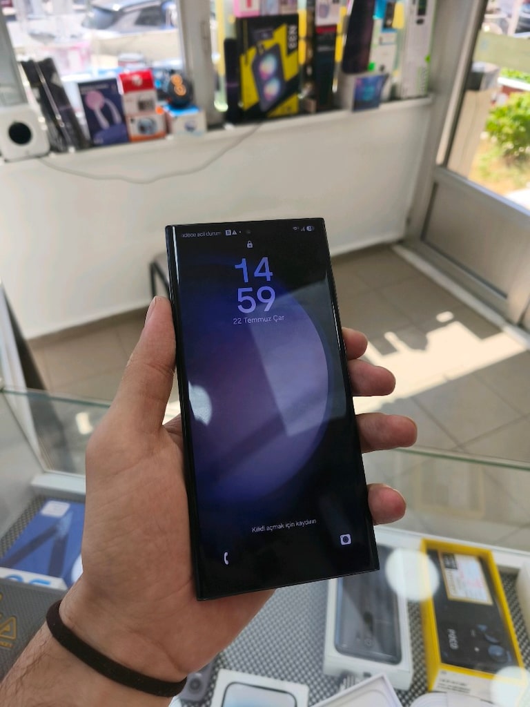 Samsung S23 Ultra Temiz YD - 5