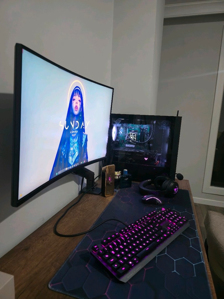 32 GB RAM RX 7800 XT 16 GB R5 5600X 1 TB M2 SSD - 5