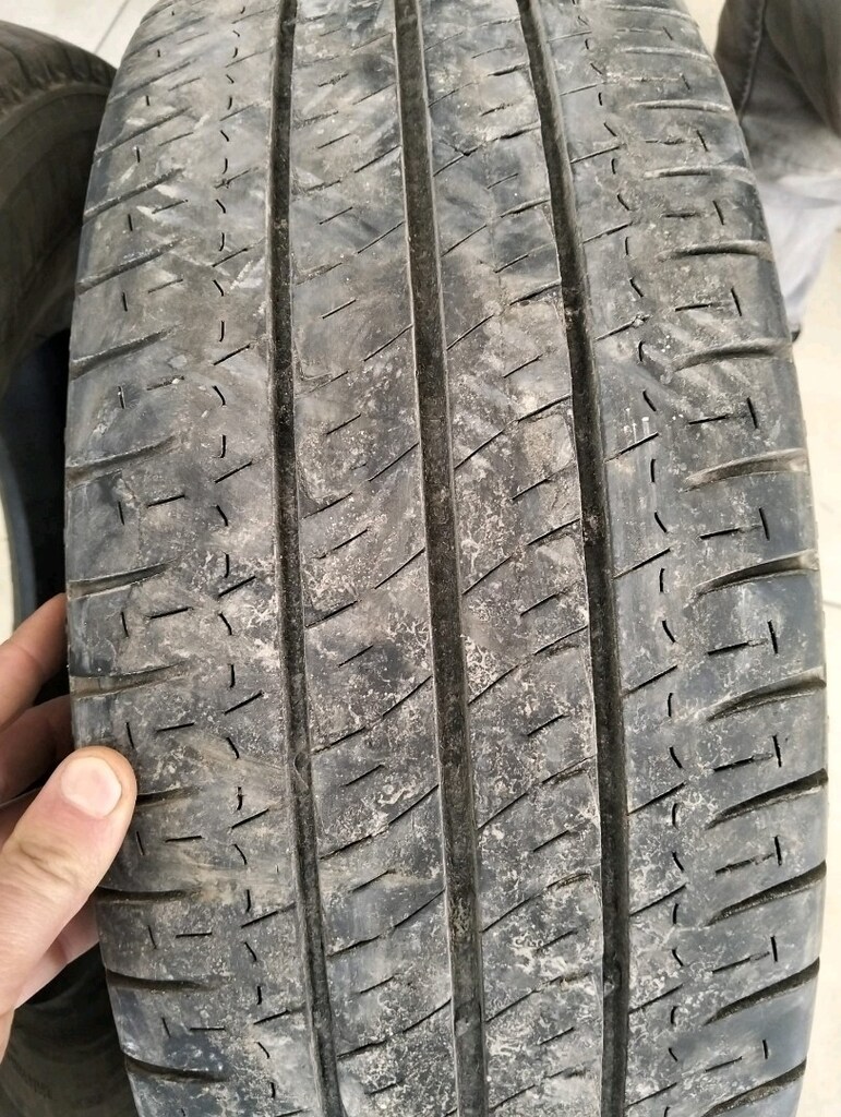 4adet çıkma lastikler 235/65R16C sıfır gibi lastikler - 9