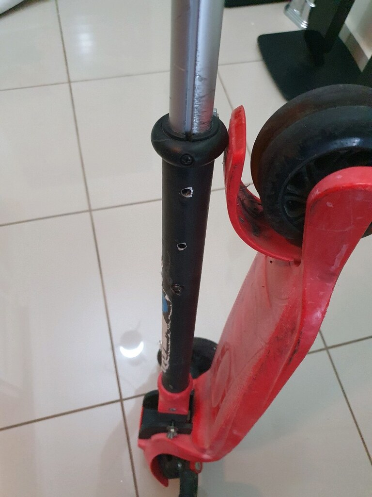 Tekerlekleri Işıklı 3 Tekerlekli Scooter - 9