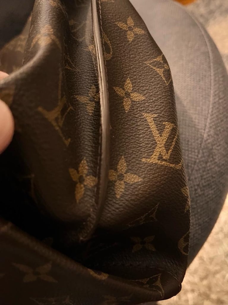 Louis Vuitton - 9