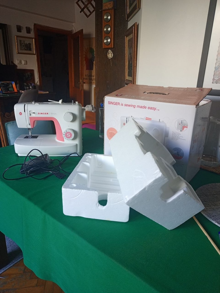 Singer Simple 3210 Dikiş Makinesi – İyi Durumda - 3