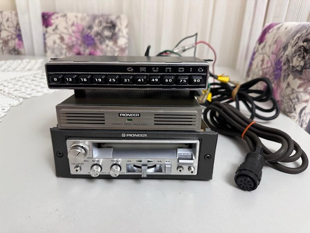 Pioneer KP-77G , Pioneer GM-4 ve Grundig KWV1000 - 18