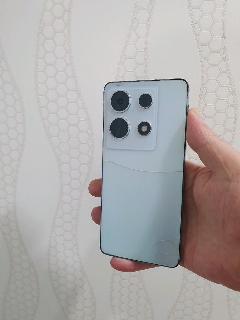 İnfinix NOTE 30 VIP 5G 256/12+12 NFC Oyunlarda çok iyidir TAKAS OLUR.. - 5