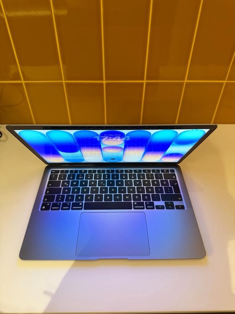 MacBook Air m1 + macıng mause - 6
