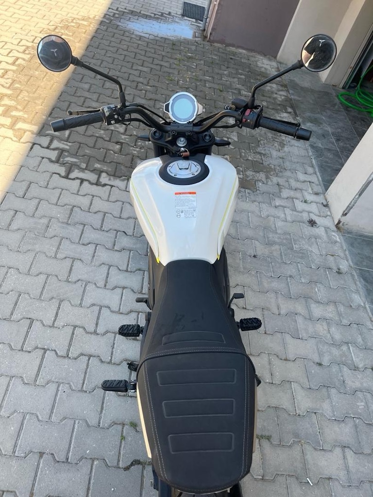 İlk Sahibinden - Garaj Motoru - Sadece 3.500 km'de! - 8