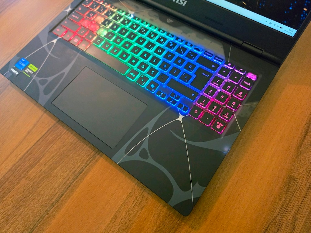 Msi Cyborg Rtx5060 Gaming Laptop Garantili - 5