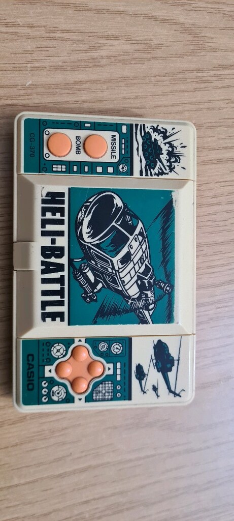 CASIO CG-370 HELI-BATTLE - 2