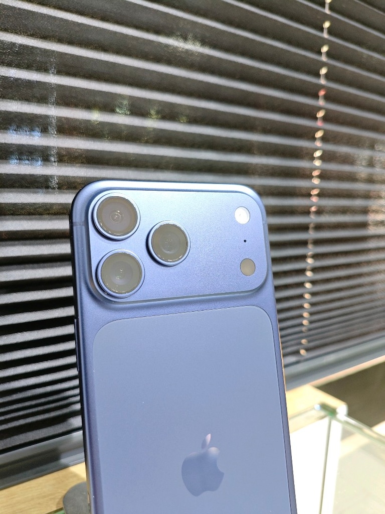 19 AY GARANTİLİ İPHONE 17 PRO 256 GB MAVİ - 3