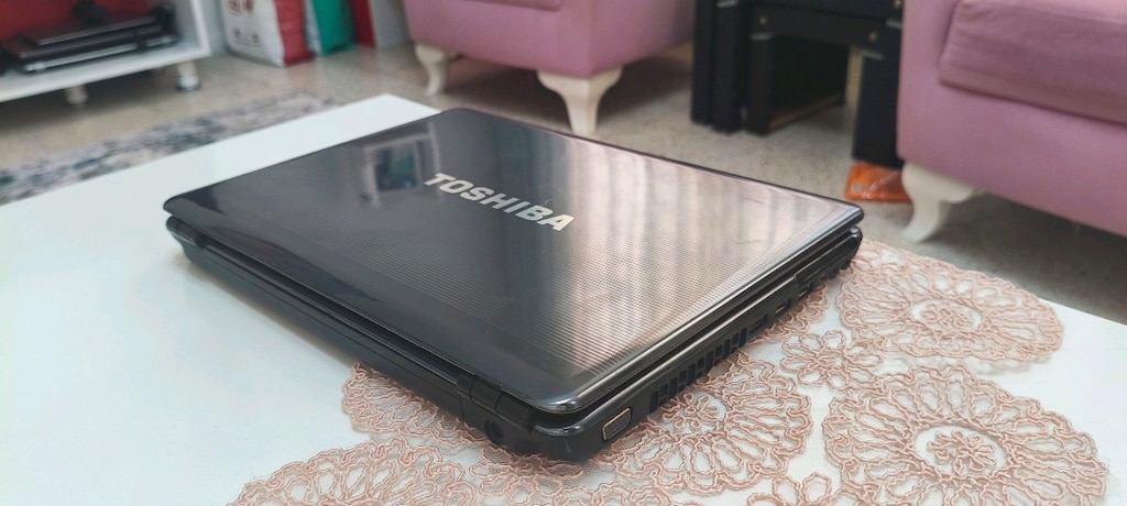 TOSHİBA U400 OZEL SERİ_13.3 EKRAN_CORE 2_4GB RAM_128 GB HDD_WİNDOWS 10 - 5