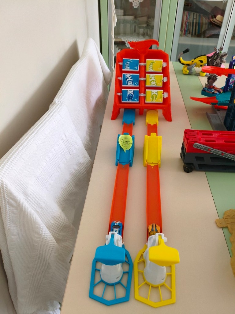 HOTWHEELS OYUNCAK SETLERİ