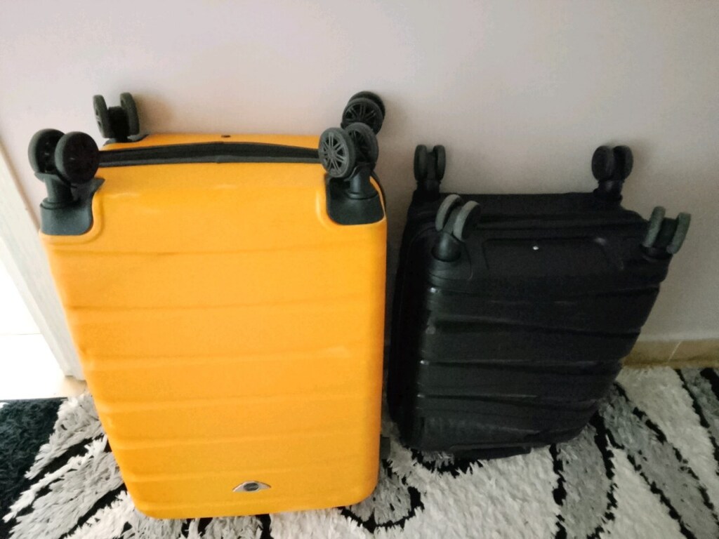 Tekerlekli Orta ve kabin boy valiz şifreli - 3