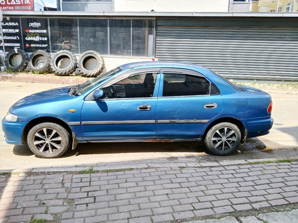Mazda - 8
