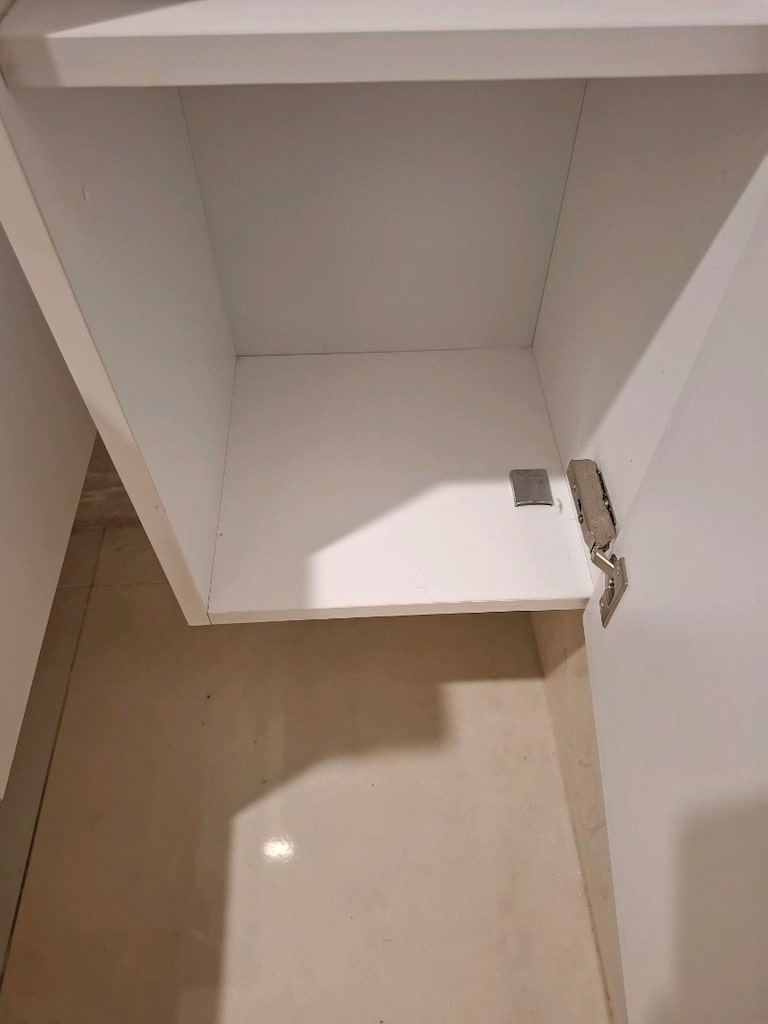 İki banyo dolap takımı ve mutfak dolabı set - 8