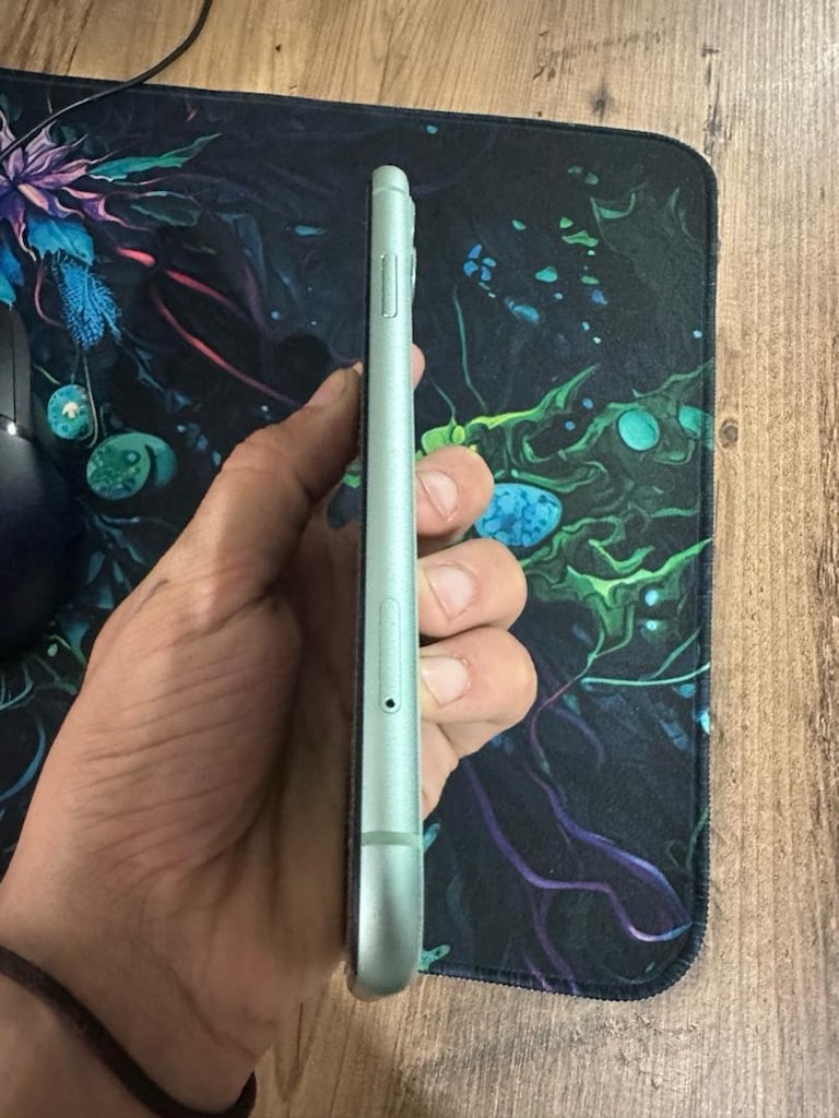 İphone 11 64 Gb Tertemiz - 7