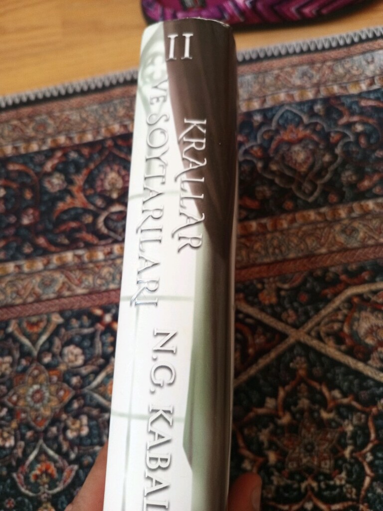 hepimiz gökyüzü olmak istedik krallar ve soytarılar - 2
