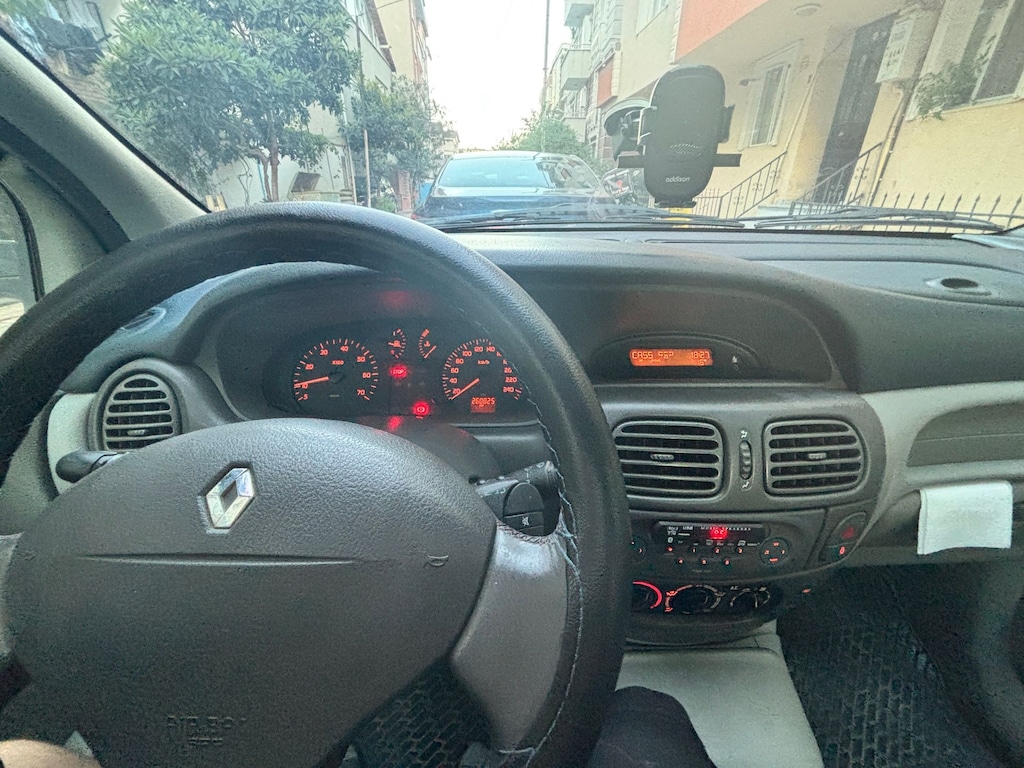 2 Yıllık Sahibinden Temiz Aile Aracı - 8