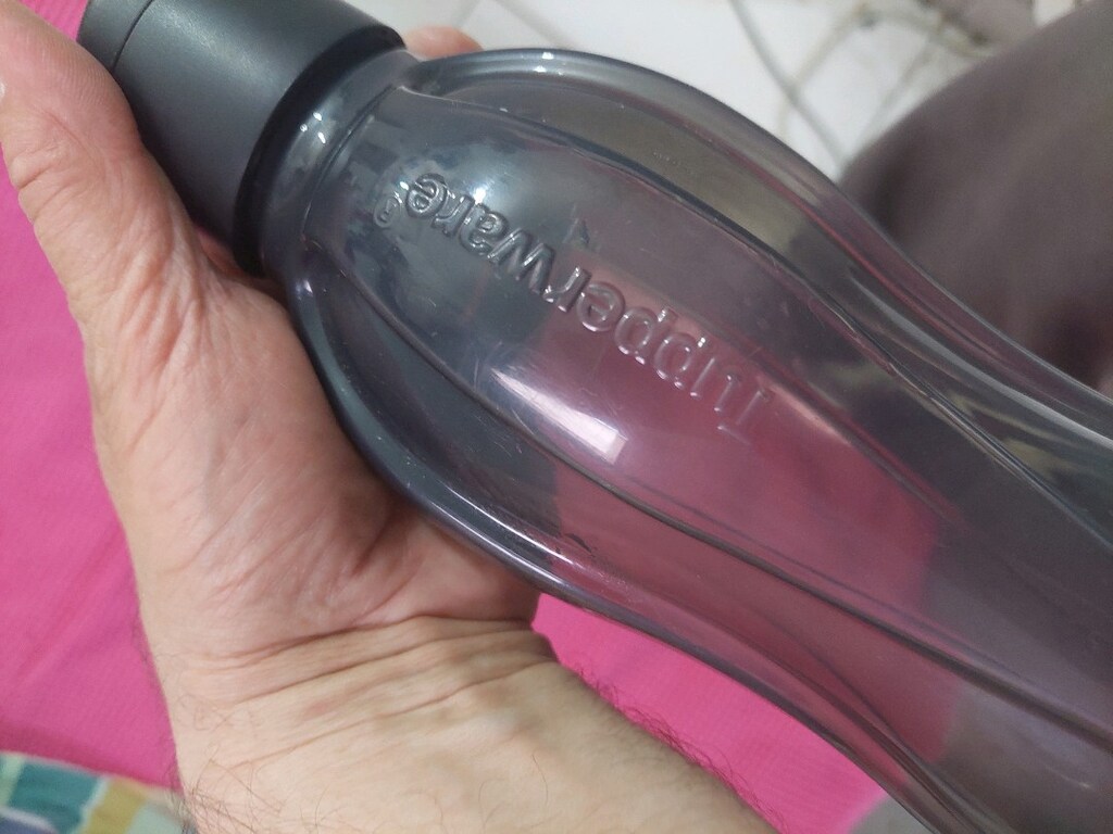 Tupperware suluk. 1 lt. ve 0.5 lt. 0.5 lt. lik olan 250 tl. - 3