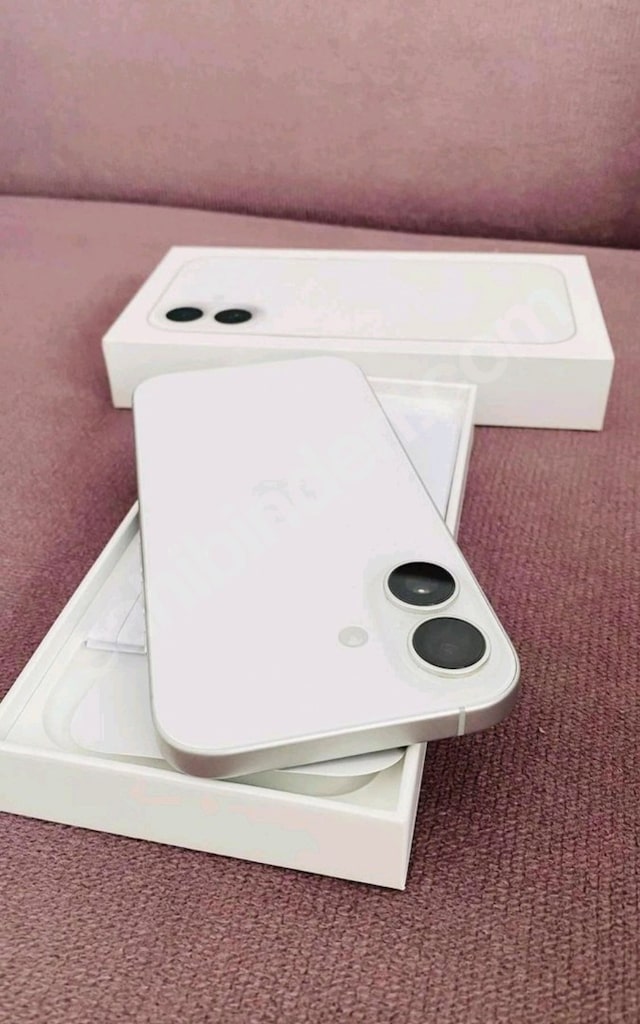 Sıfır Niyetine Nokta Hatasız Çiziksiz İphone 17 256 GB Beyaz - 5