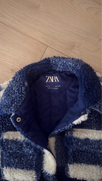 Zara Mont