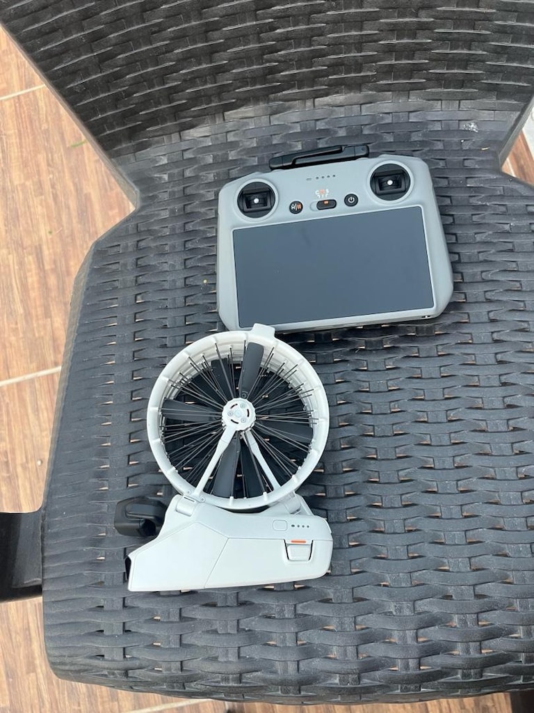 Dji flip Fly more combo(rc2 kumanda) gl modeli