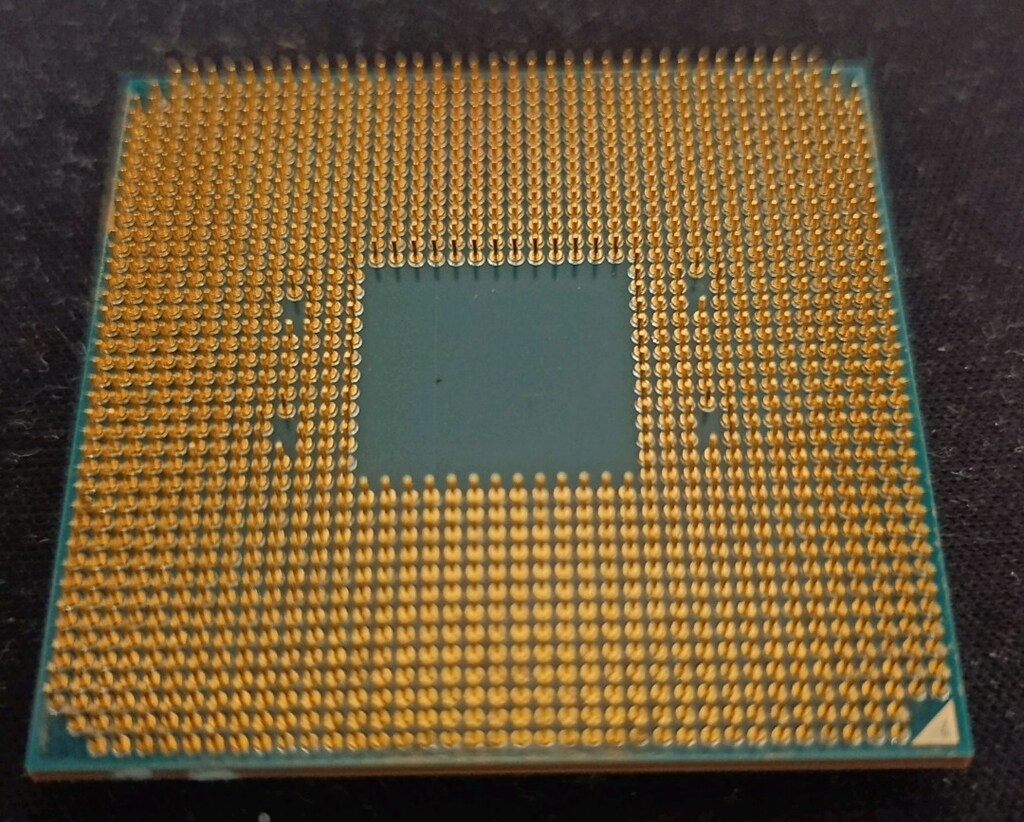 AMD Ryzen 3 3100 3.6/3.9GHz AM4 4/8Çekirdek 18MB 65W 7nm İşlemci Tray - 2