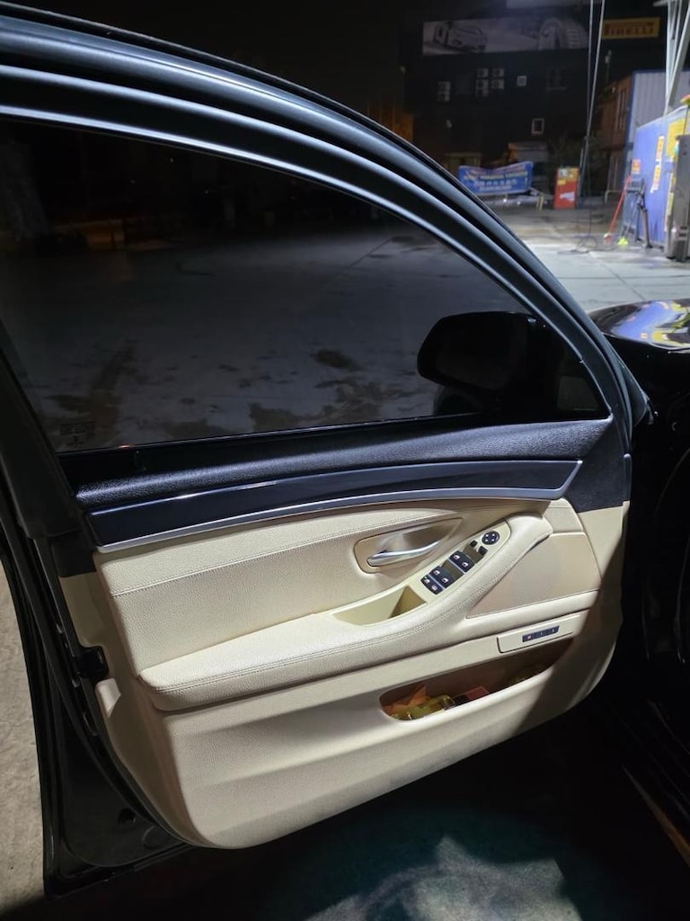 BMW 520i F10 2015 - 8