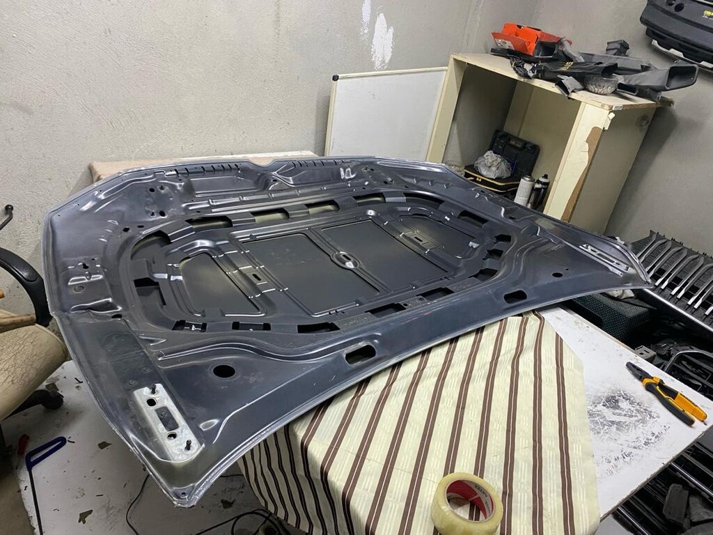Volkswagen Golf 8 ön kaput - 11