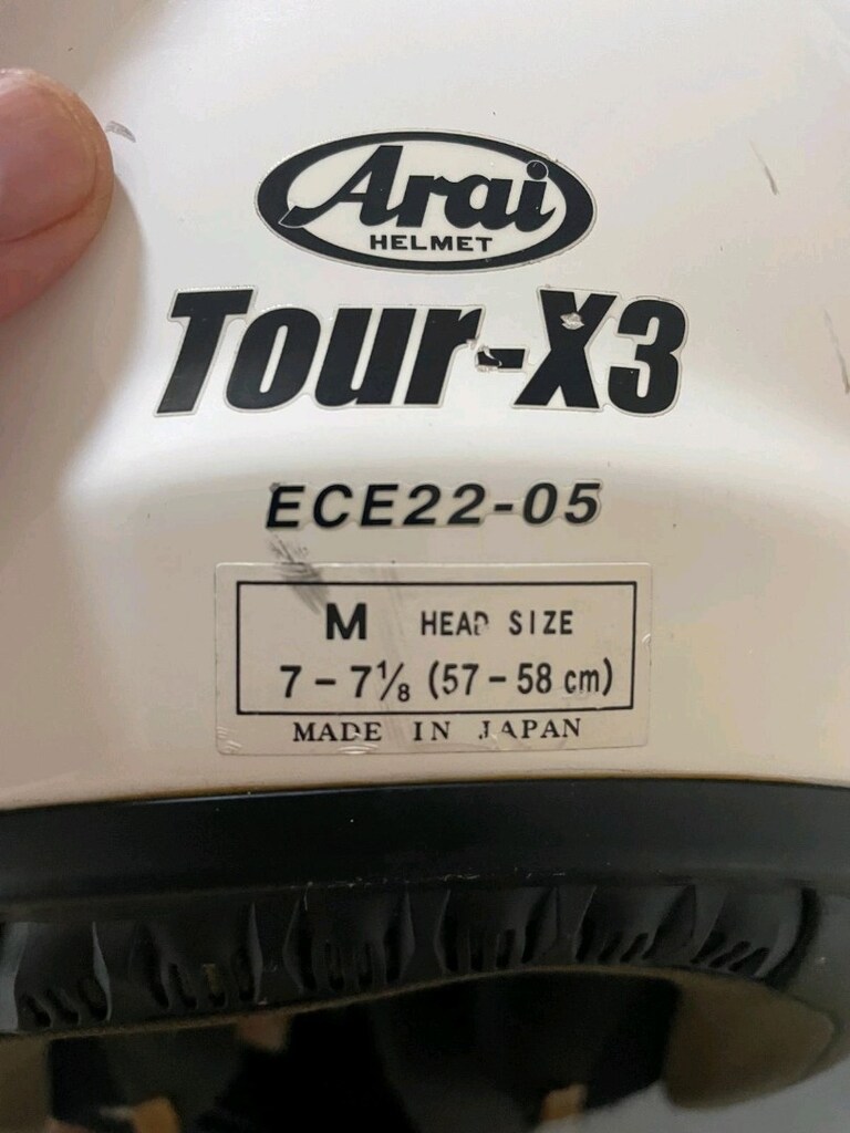 motor kask kapalı Arai marka - 3
