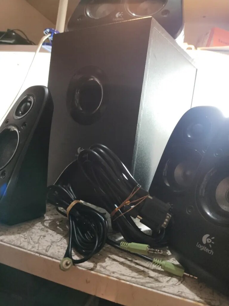 AZ VE TEMİZ KULLANILMIŞ LOGİTECH - Z506 M/N - S - 00097A. 5 + 1 - 4