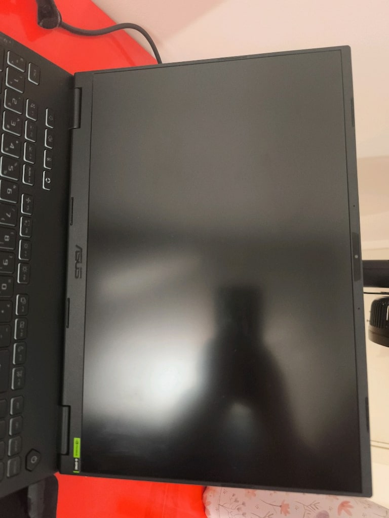 ASUS TUF F16 GAMING | RTX5070 | i7 | 14650HX | 1 TB SSD | 32 GB RAM - 8