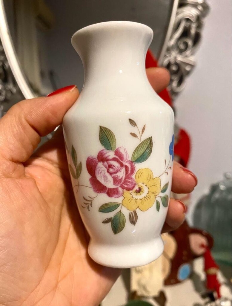 Vintage El Yapımı Mini Porselen Vazo - 8
