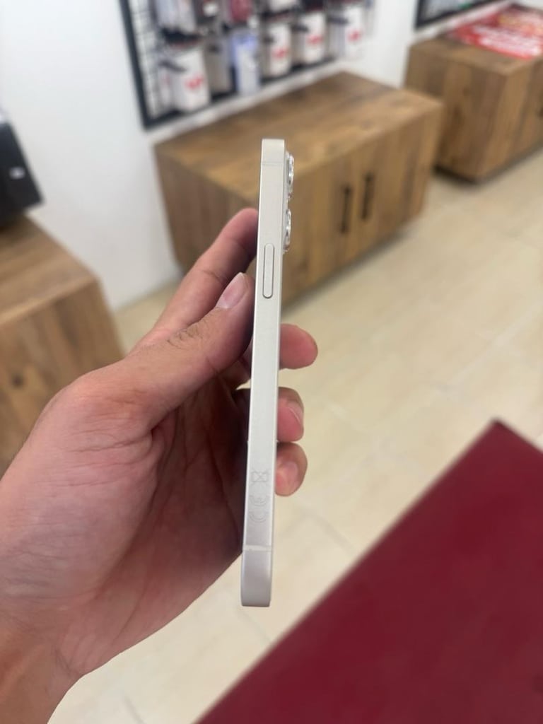 İphone 13 Beyaz 128GB - 4