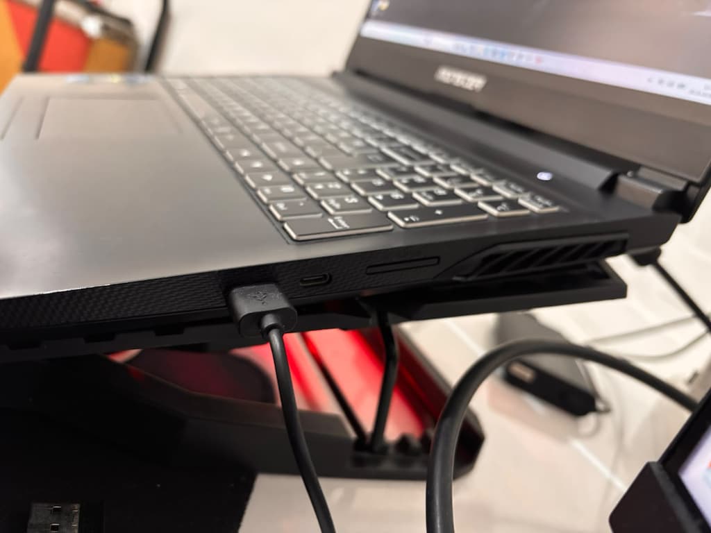 Gaming Laptop Monster - 3